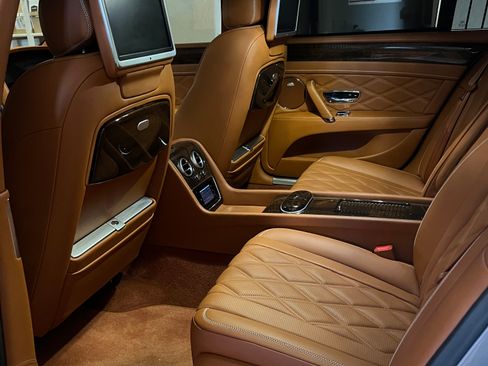Used 2015 Bentley Flying Spur V8 image 8