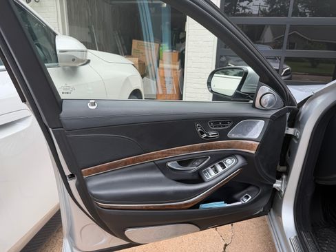 Used 2015 Mercedes-Benz S 600 image 11