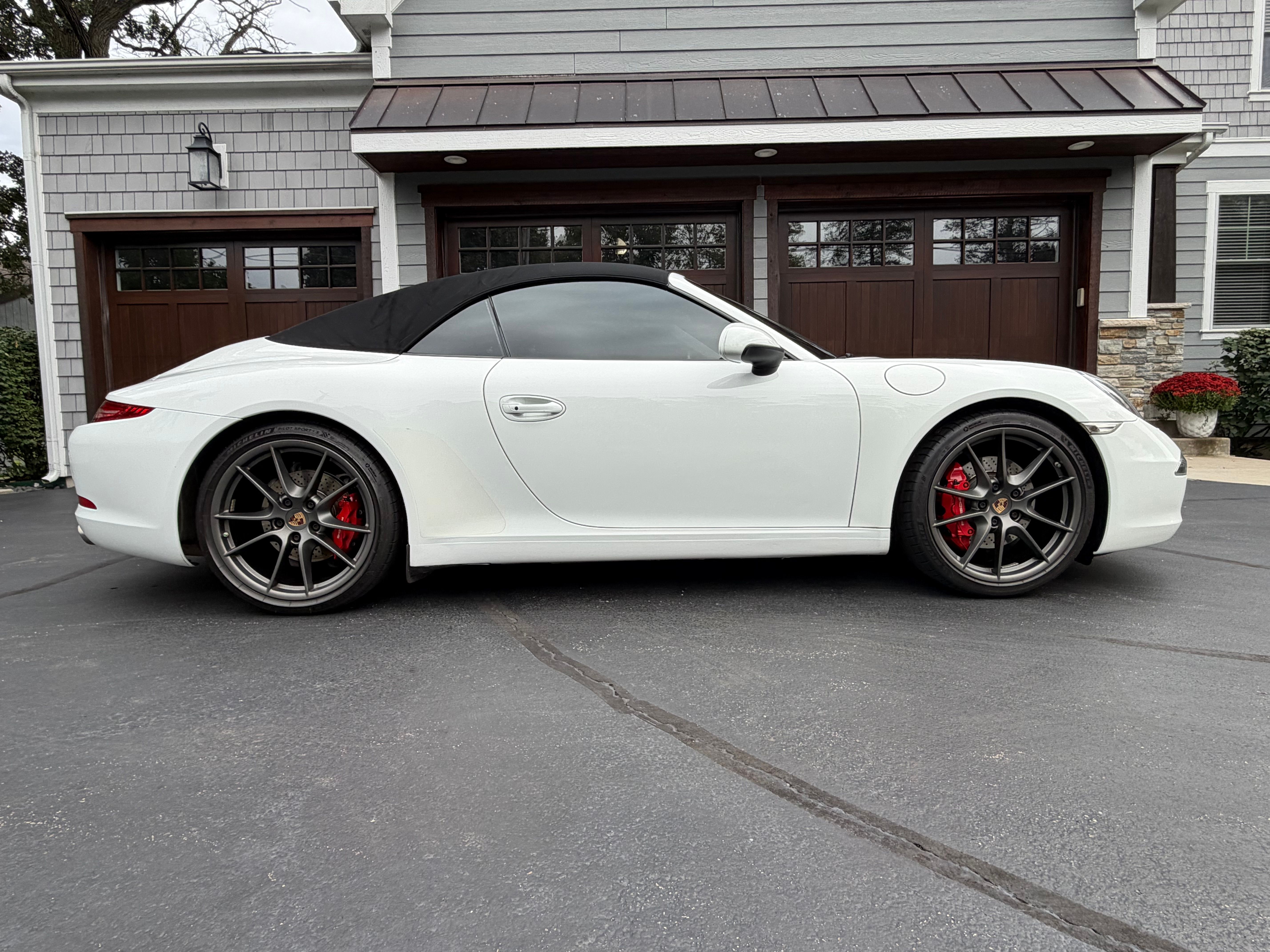 Used 2014 Porsche 911 Carrera S RWD image 1