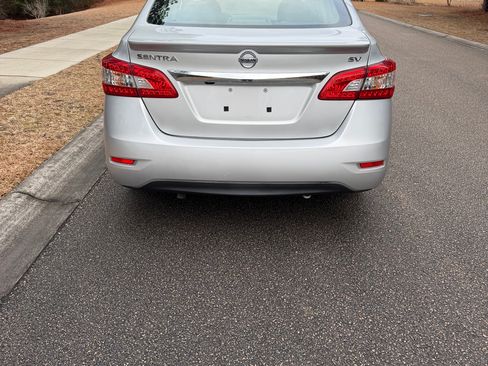 Used 2015 Nissan Sentra SV w/ Style Package image 6