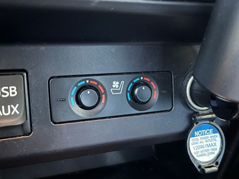 Used 2019 Toyota 4Runner Limited image 14