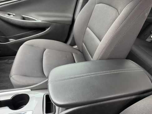 Used 2019 Chevrolet Malibu LT image 15