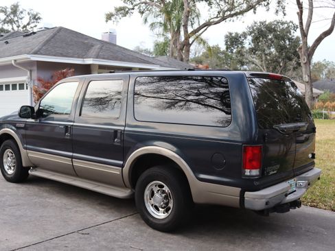 Used 2001 Ford Excursion Limited image 5