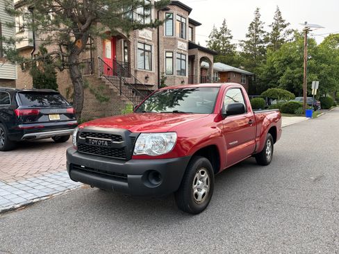 Used 2009 Toyota Tacoma 2WD Regular Cab image 1