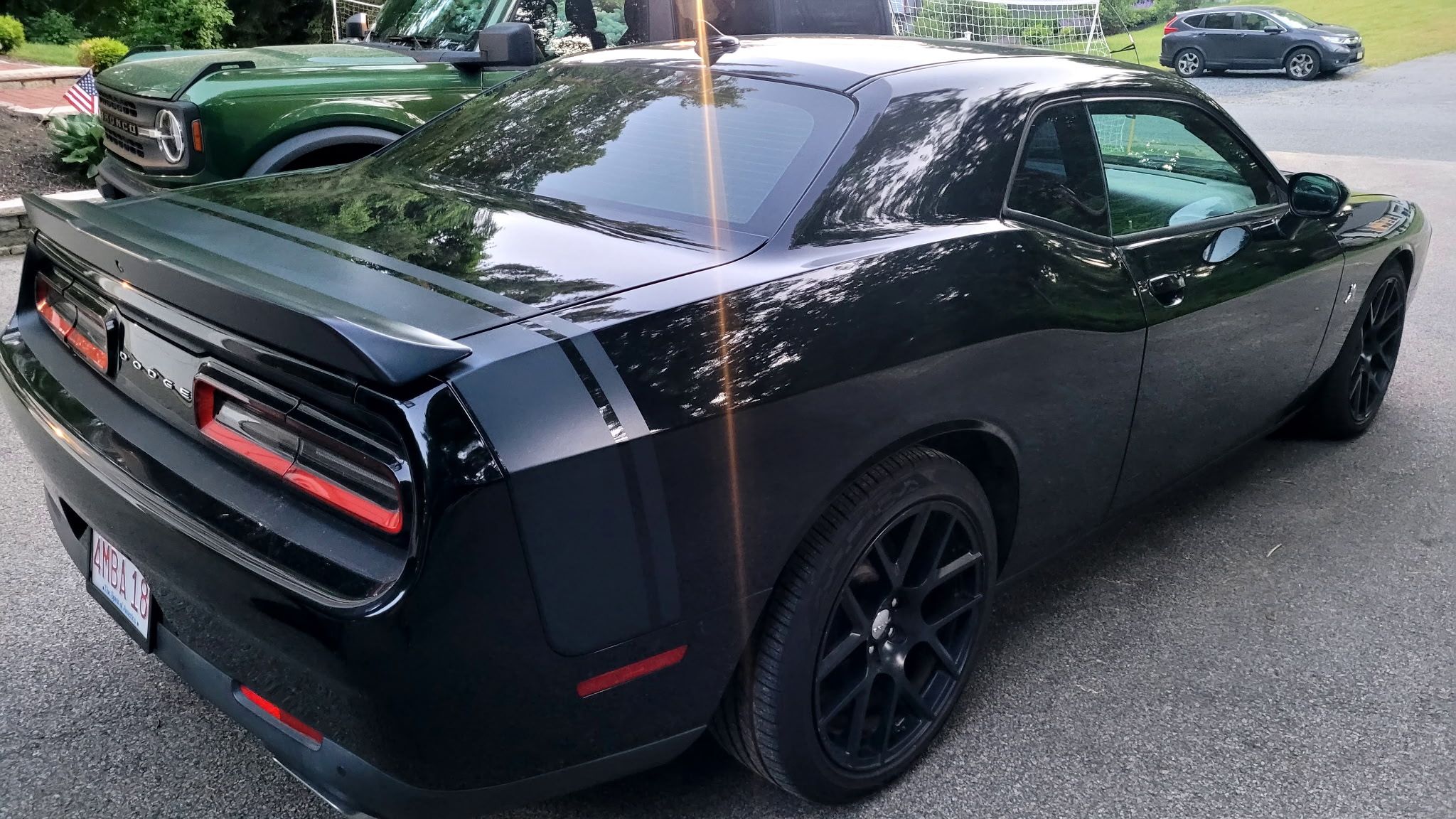 Used 2015 Dodge Challenger R/T Scat Pack w/ Scat Pack Appearance Package RWD image 9