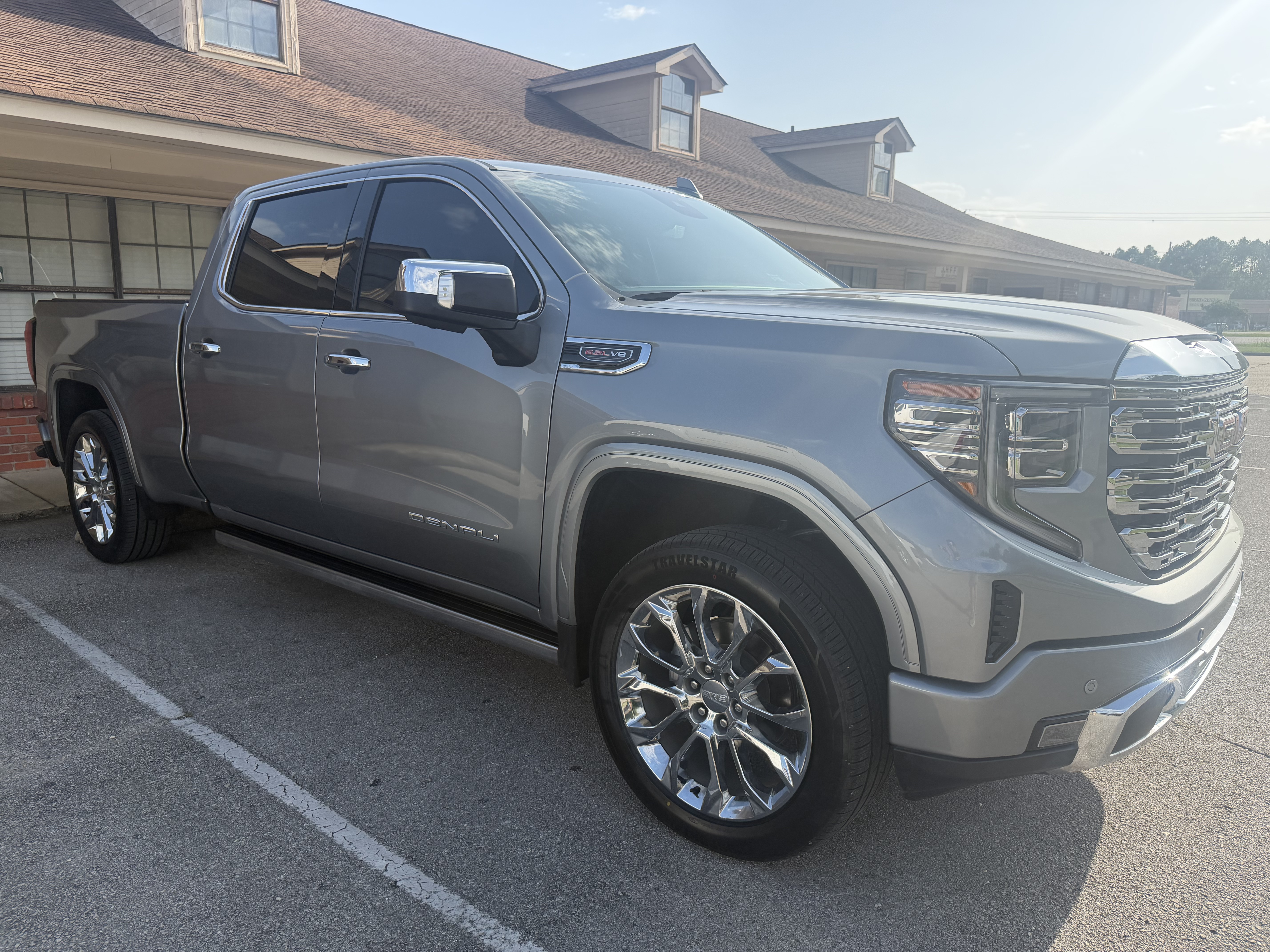 Used 2023 GMC Sierra 1500 Denali w/ Denali Reserve Package AWD/4WD image 21