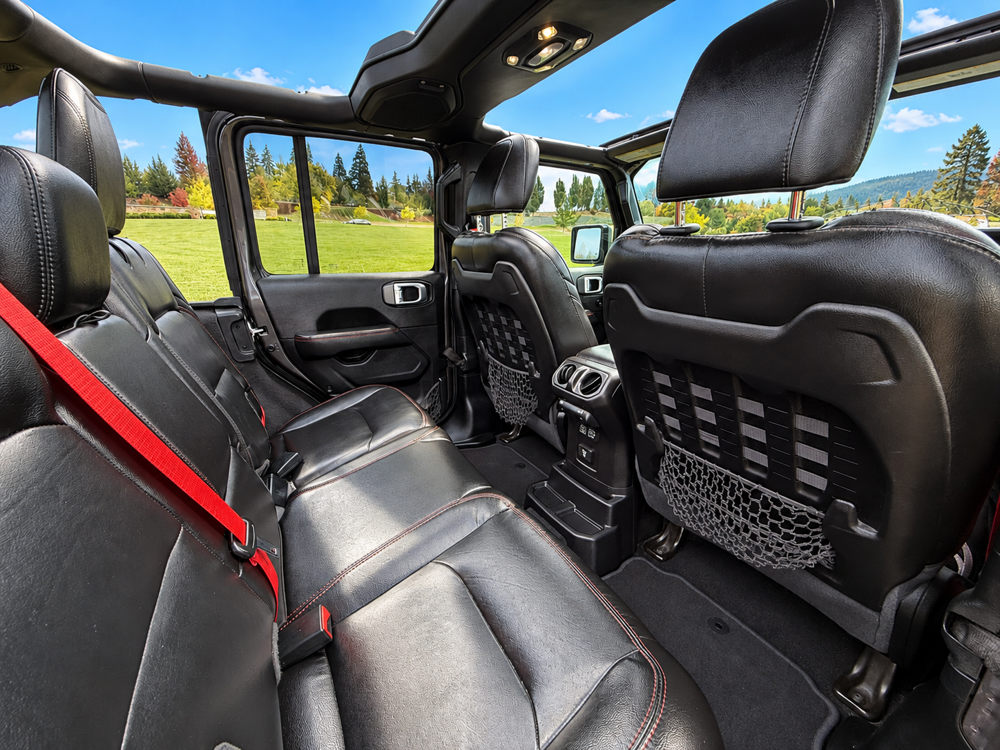 Used 2020 Jeep Wrangler Unlimited Rubicon w/ Quick Order Package 28Y Recon AWD/4WD image 14