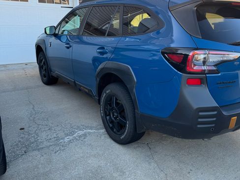 Used 2022 Subaru Outback Wilderness w/ Wilderness Package image 13