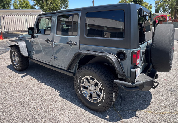 Used 2015 Jeep Wrangler Unlimited Rubicon AWD/4WD image 6