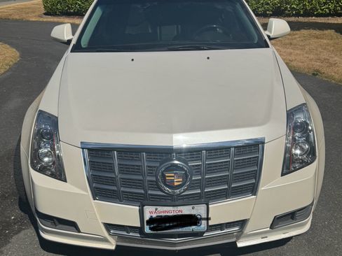 Used 2012 Cadillac CTS Luxury image 1