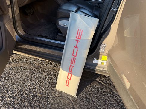 Used 2016 Porsche Macan S image 6