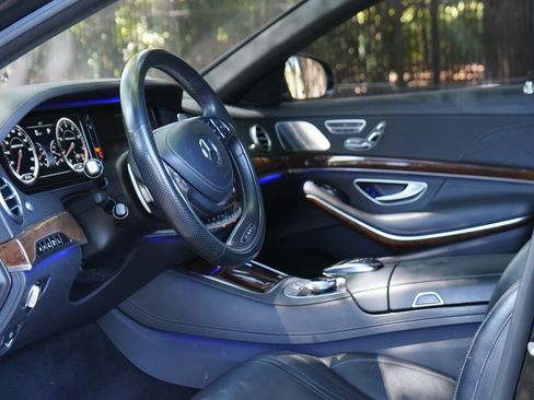 Used 2015 Mercedes-Benz S 63 AMG 4MATIC Sedan image 23