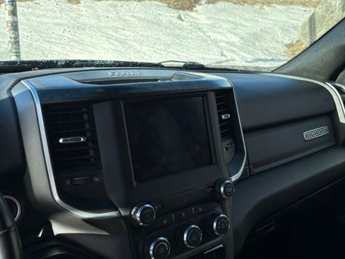 Used 2022 RAM 2500 Big Horn w/ Level A Equipment Group AWD/4WD image 2