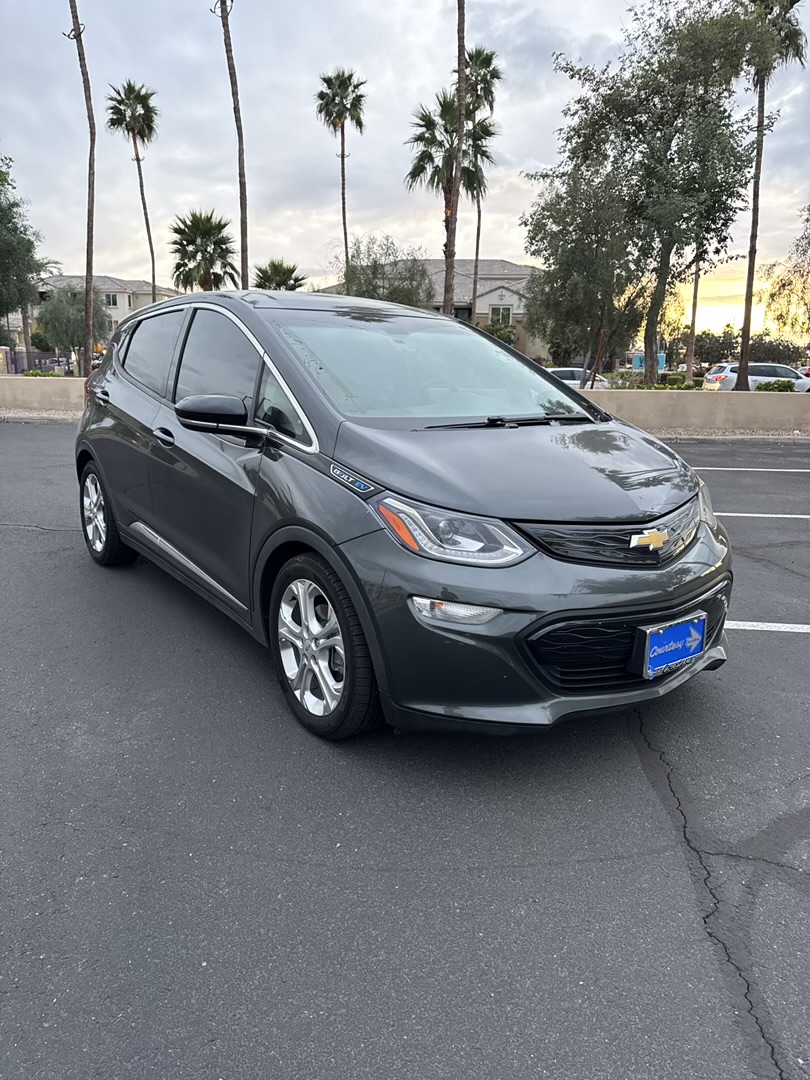 Used 2020 Chevrolet Bolt LT FWD image 17