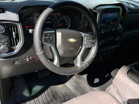 Used 2020 Chevrolet Silverado 3500 LT image 5