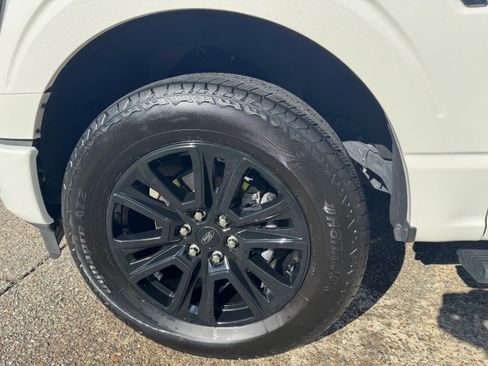 Used 2025 Ford F150 Platinum w/ Equipment Group 702A High AWD/4WD image 17