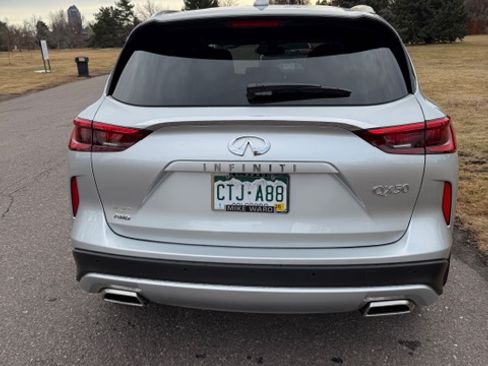Used 2021 INFINITI QX50 Luxe image 9