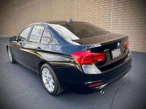 Used 2016 BMW 320i xDrive Sedan AWD/4WD image 6