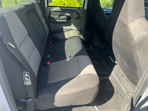 Used 2003 Ford F250 XLT AWD/4WD image 9