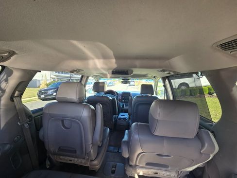 Used 2006 Toyota Sienna XLE Limited image 10