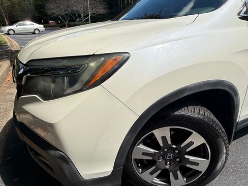 Used 2017 Honda Ridgeline RTL-T image 23