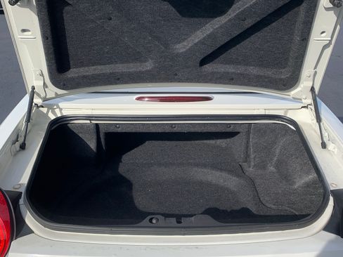 Used 2002 Ford Thunderbird image 11