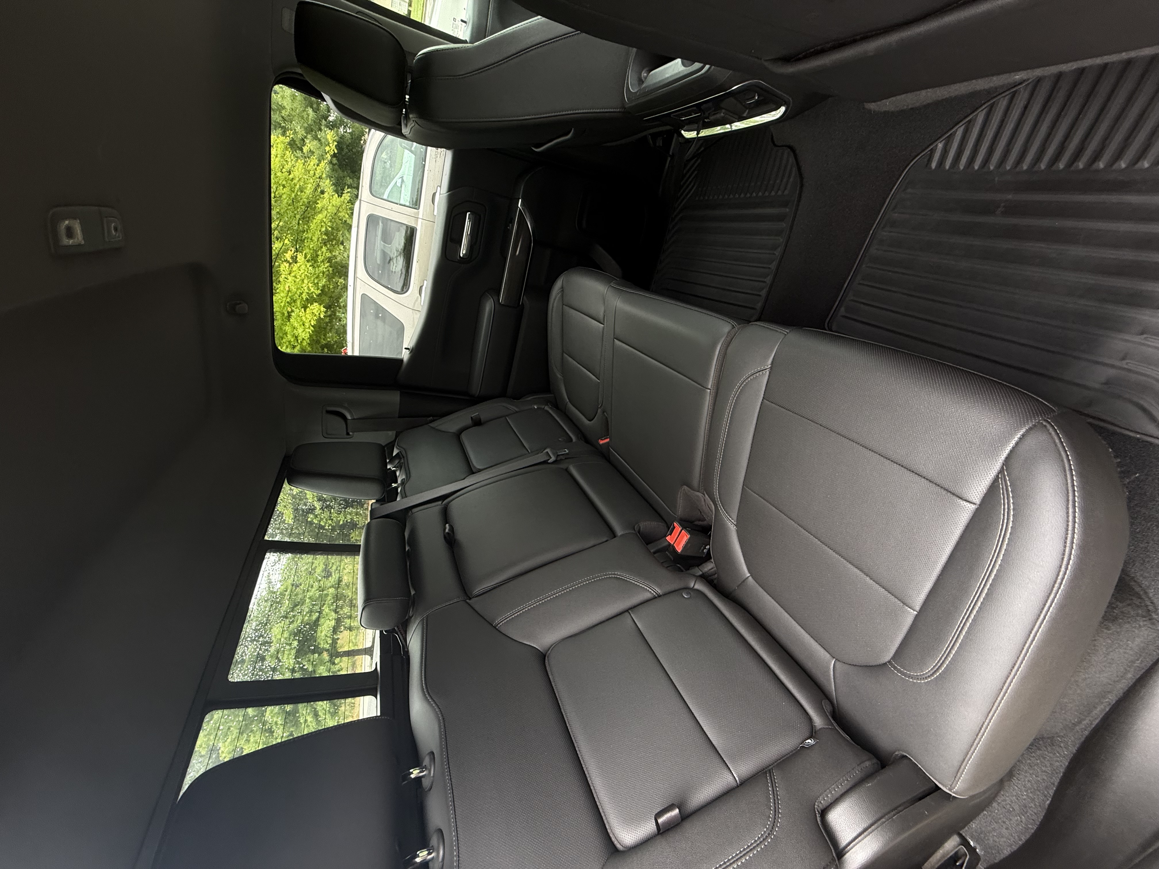 Used 2019 Chevrolet Silverado 1500 LTZ w/ LTZ Plus Package AWD/4WD image 6