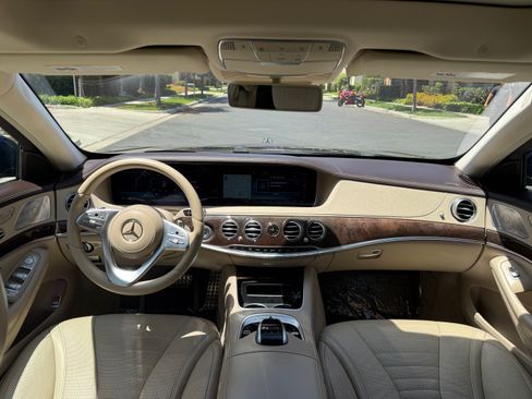 Used 2020 Mercedes-Benz S 560 Sedan image 11