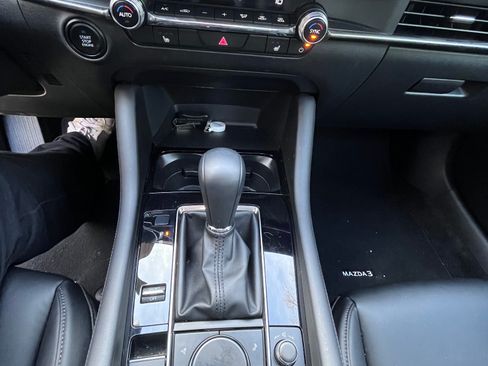 Used 2025 MAZDA MAZDA3 s image 6