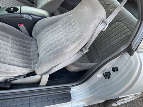 Used 1997 Chevrolet Camaro SS w/ SS Alteration Pkg image 15