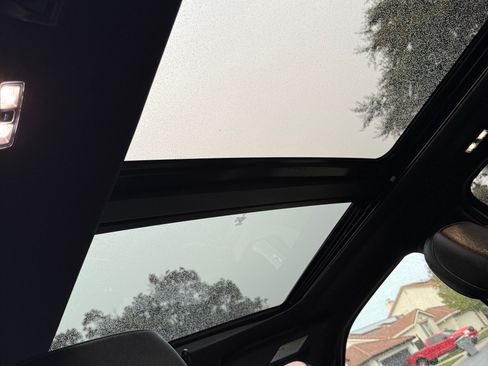 Used 2021 Ford F150 Platinum image 22