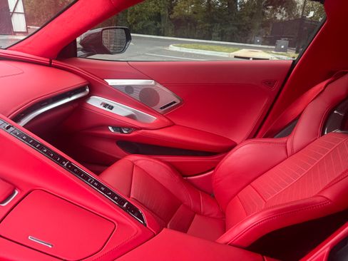 Used 2024 Chevrolet Corvette Stingray Premium Cpe w/ LPO, Roadside Safety Package image 10