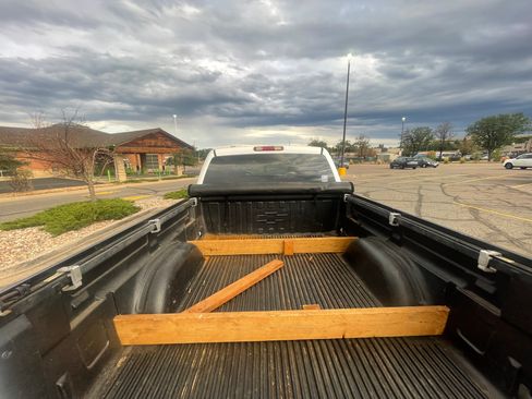 Used 2005 Chevrolet Silverado 2500 LT w/ Heavy-Duty Power Package AWD/4WD image 13