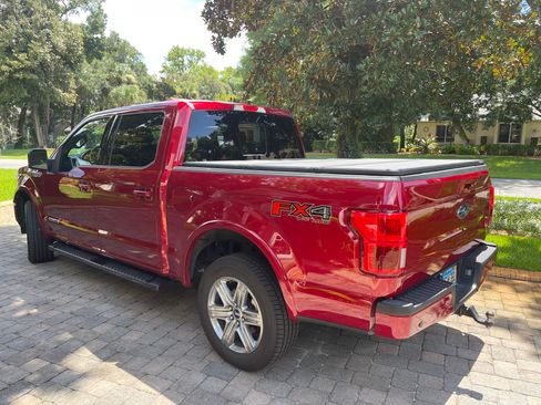 Used 2018 Ford F150 Lariat w/ Equipment Group 502A Luxury image 6