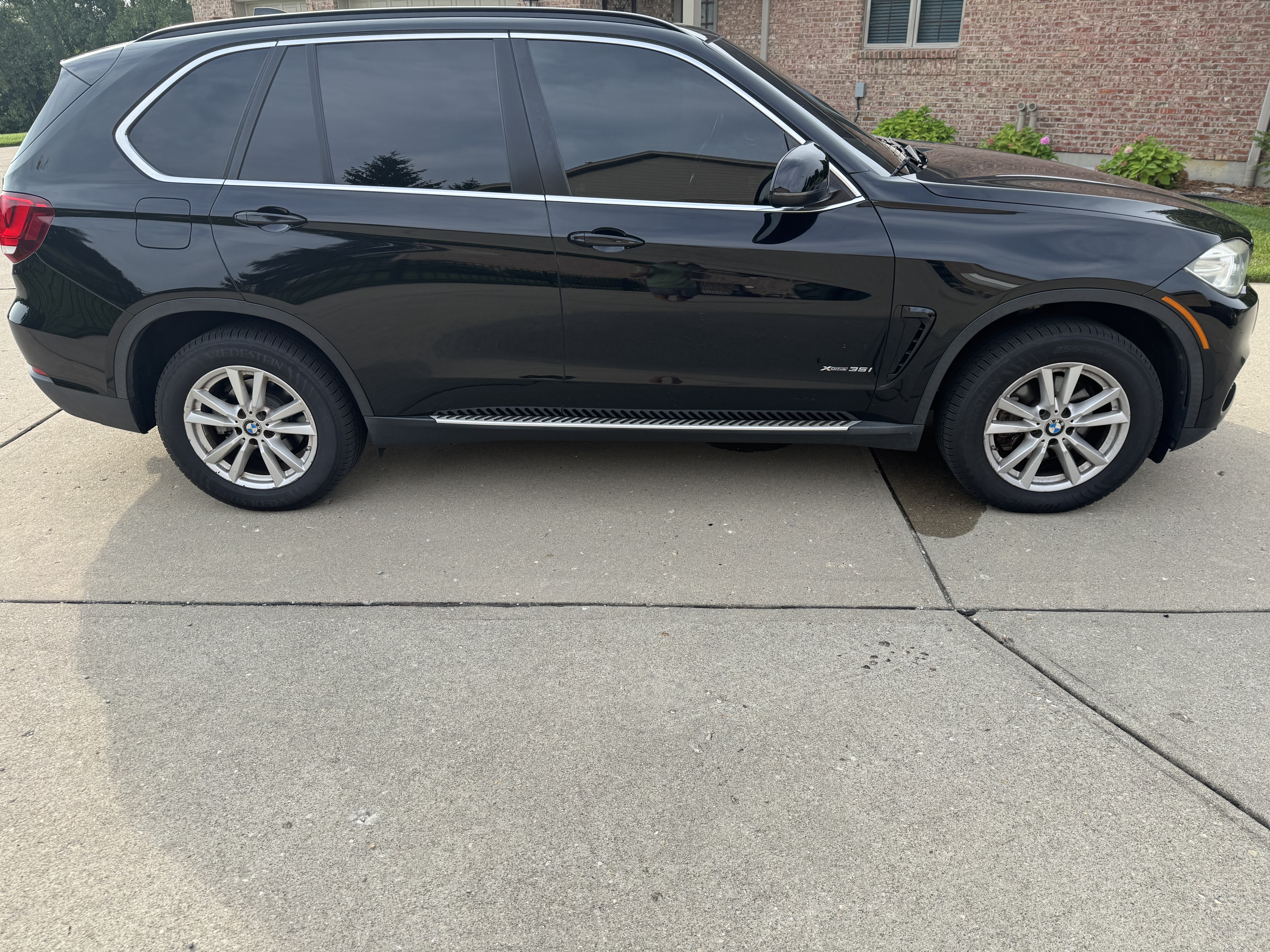 Used 2015 BMW X5 xDrive35i AWD/4WD image 1
