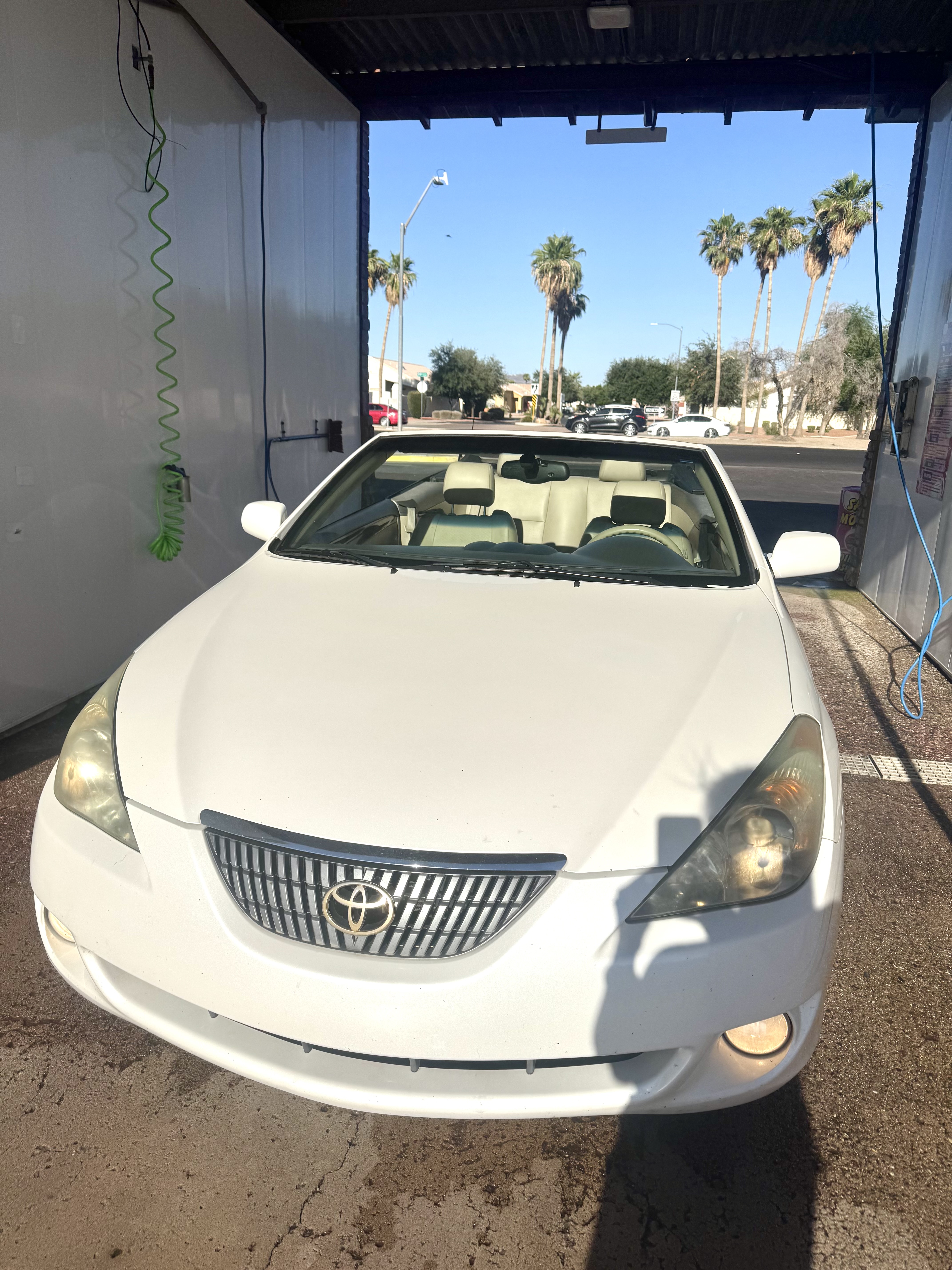 Used 2005 Toyota Solara SLE FWD image 2