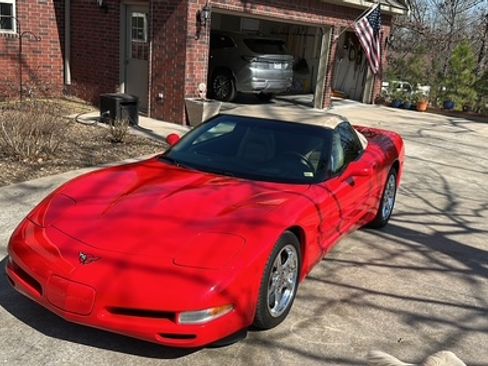 Used 2001 Chevrolet Corvette Convertible w/ Preferred Equipment Group2 image 5