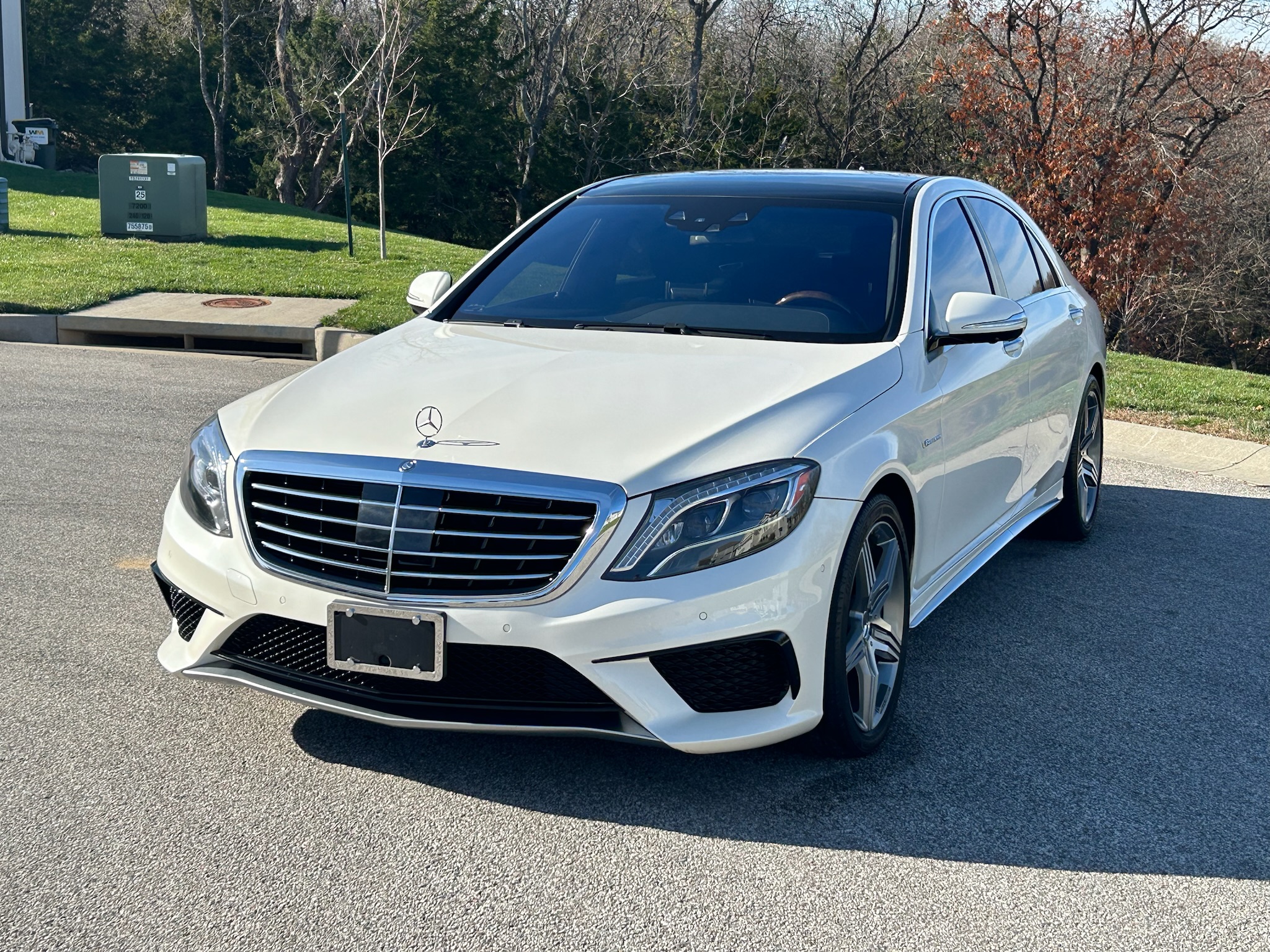 Used 2014 Mercedes-Benz S 63 AMG 4MATIC Sedan image 9