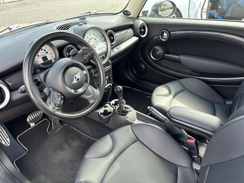 Used 2011 MINI Cooper S FWD image 11
