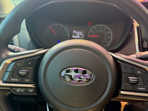 Used 2017 Subaru Impreza 2.0i AWD/4WD image 9