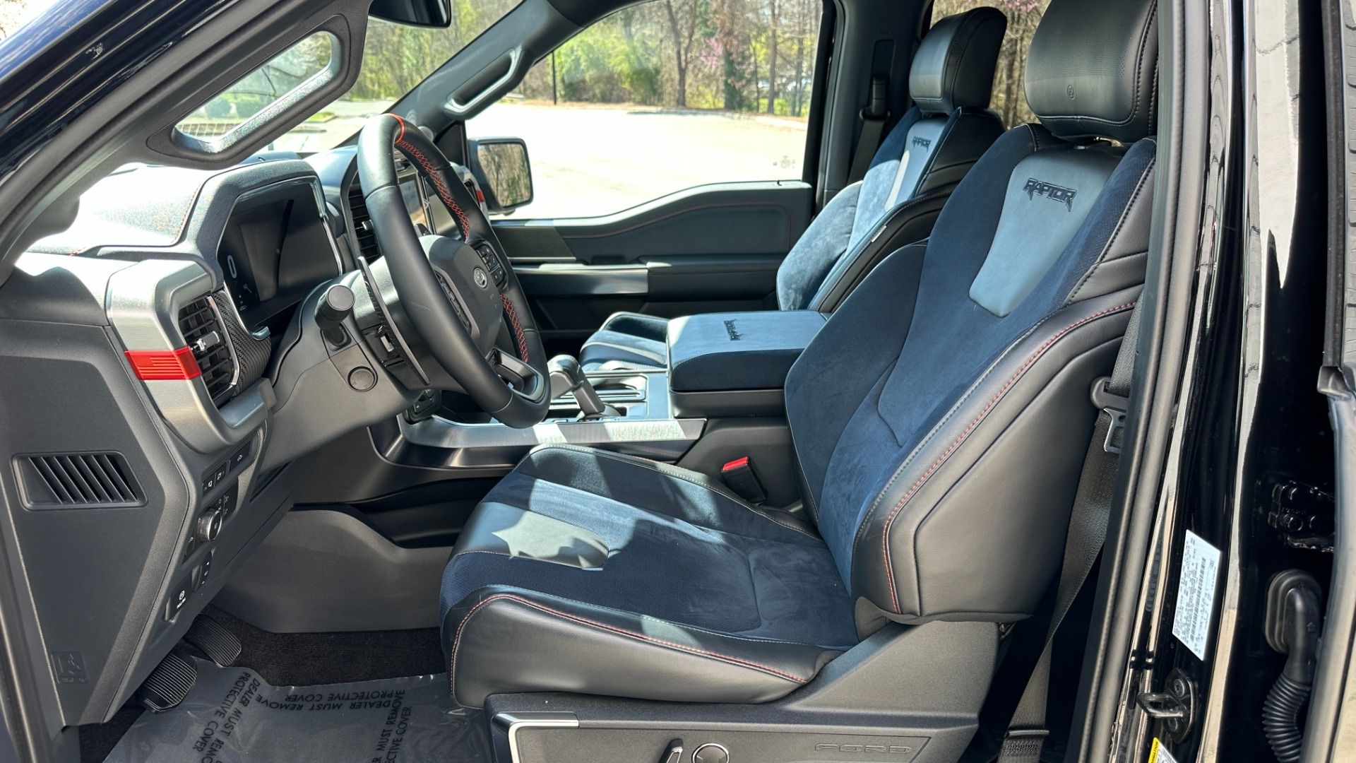 Used 2022 Ford F150 Raptor w/ Raptor 37 Performance Package AWD/4WD image 13