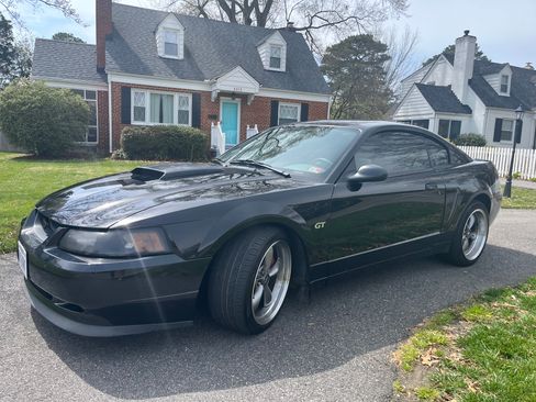 Used 2001 Ford Mustang GT image 12