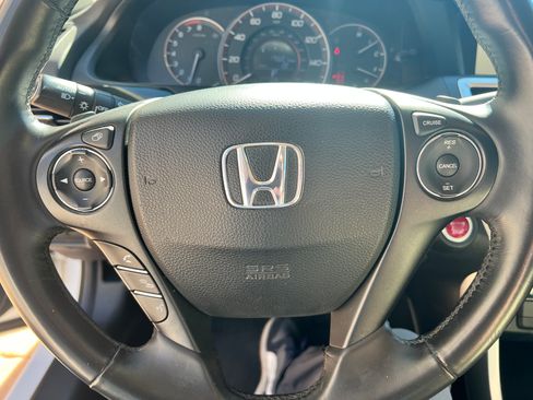 Used 2015 Honda Accord EX-L image 11