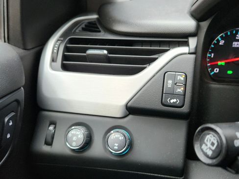 Used 2020 GMC Yukon SLT AWD/4WD image 13