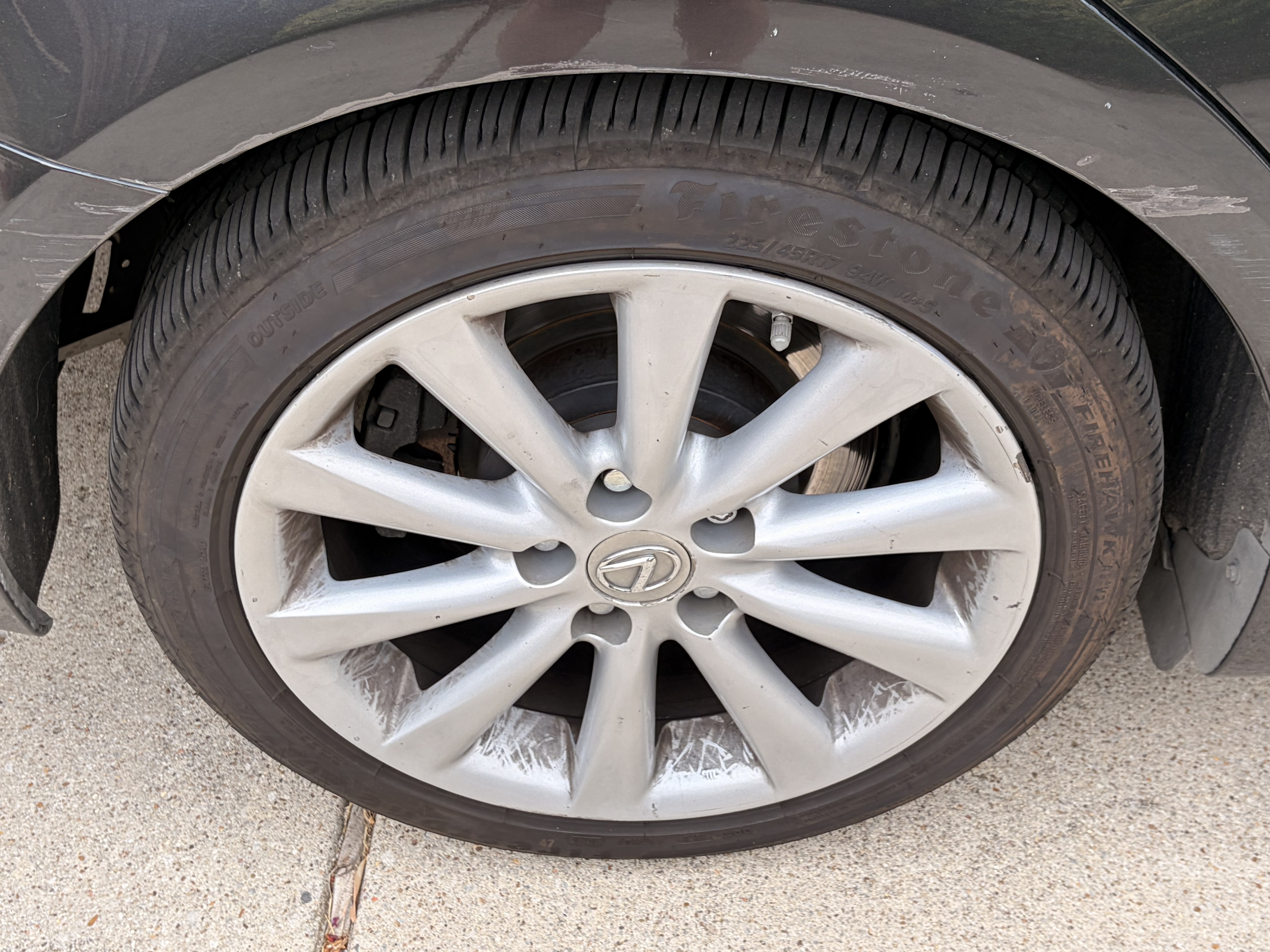 Used 2010 Lexus IS 350 w/ Preferred Accessory Package RWD image 17