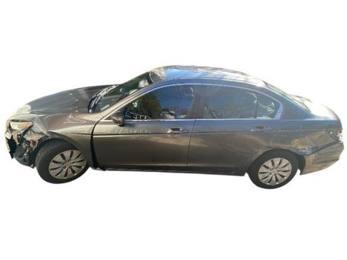 Used 2010 Honda Accord LX image 4