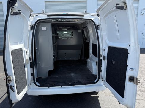 Used 2017 Nissan NV200 SV w/ Technology Package image 9