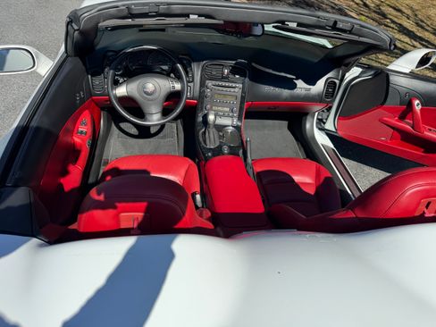 Used 2008 Chevrolet Corvette Convertible 2D w/ Preferred Equipment Group image 4