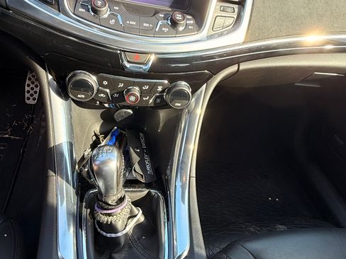 Used 2016 Chevrolet SS RWD image 9