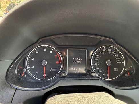 Used 2013 Audi Q5 2.0T Premium image 12